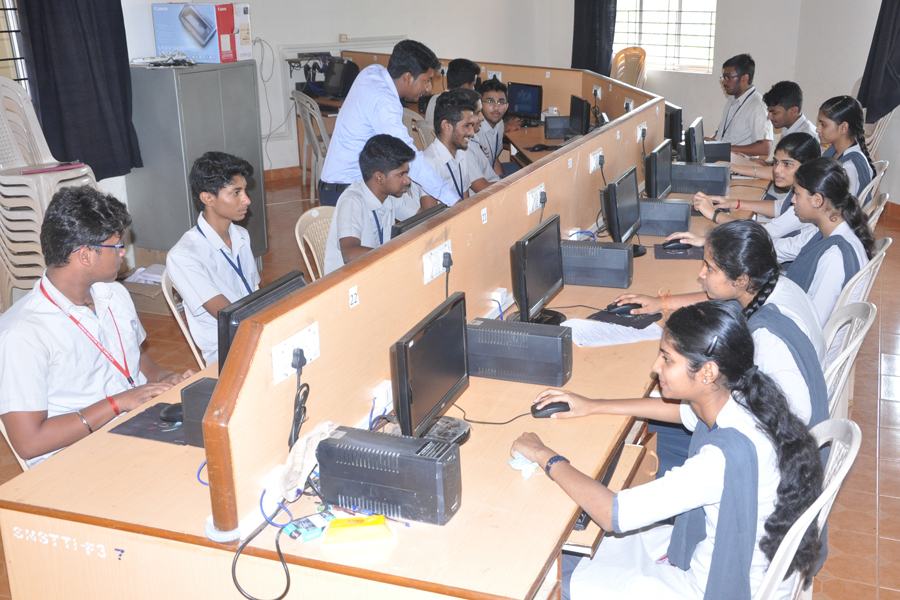 Well Equipped & Internet Enabled Computer Lab